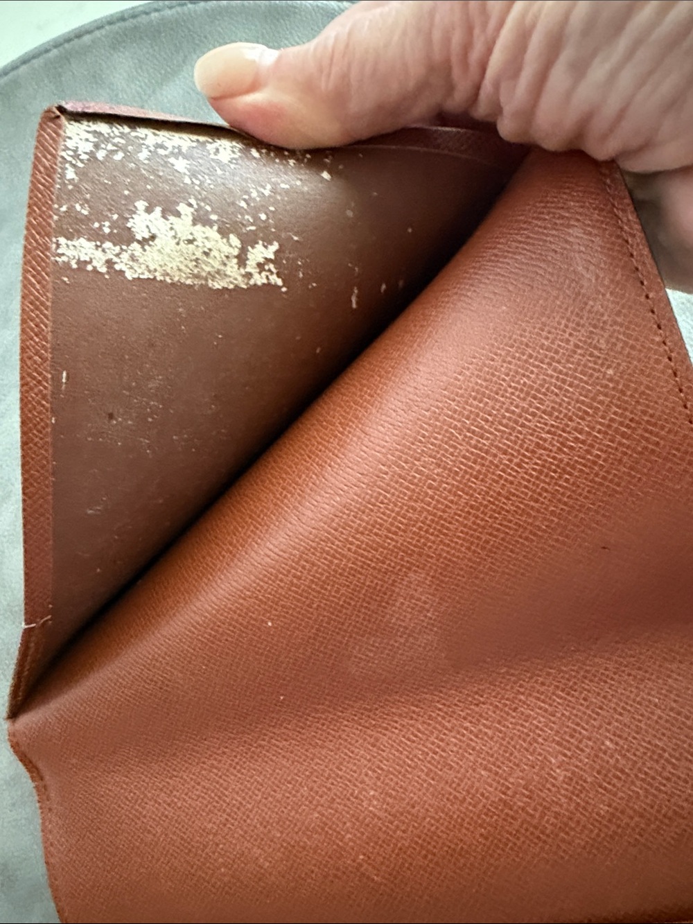 Vintage Louis Vuitton Passport Holder - Picture 7 of 8